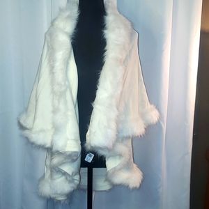 Elegant White Faux Fur Trimmed Sweater